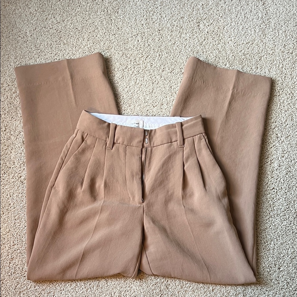 Aritzia Wilfred Effortless Pants – Camel – Size 0